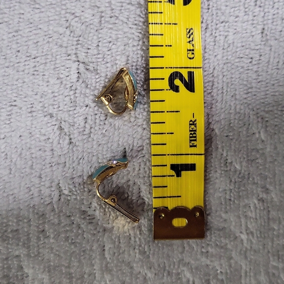 Kuwaiti Enamel & Crystal Clip Earrings 🇰🇼 - Picture 6 of 6